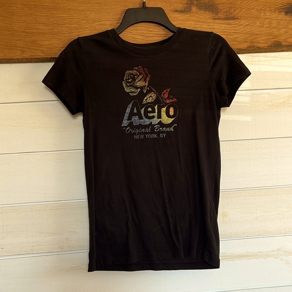 Aero Black tee